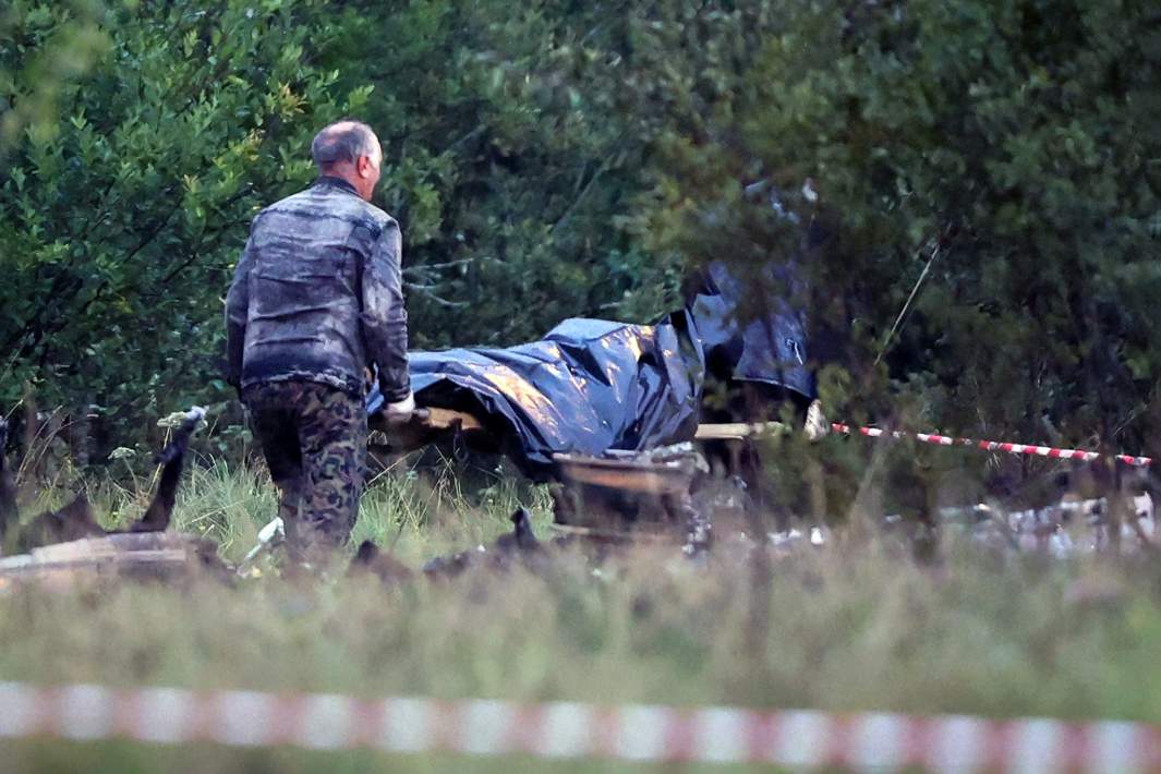 Сбили, бабахнуло два раза" Пригожин и Уткин разбились при крушении самолета - ви