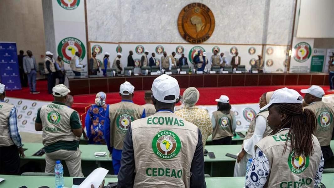 Fransa ECOWAS'ı tam olarak destekliyor