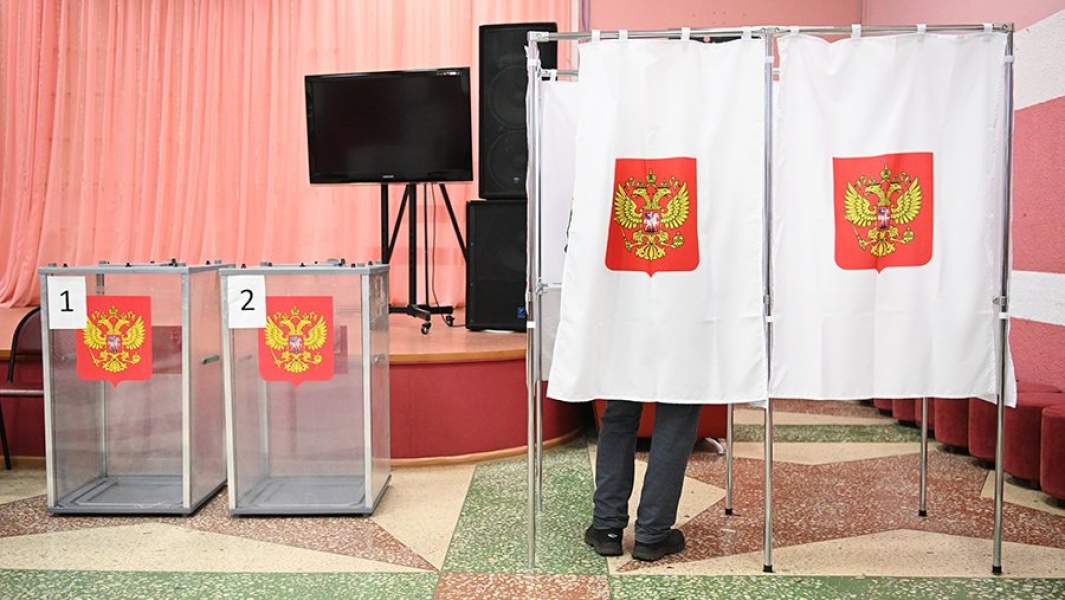 На избирательном участке