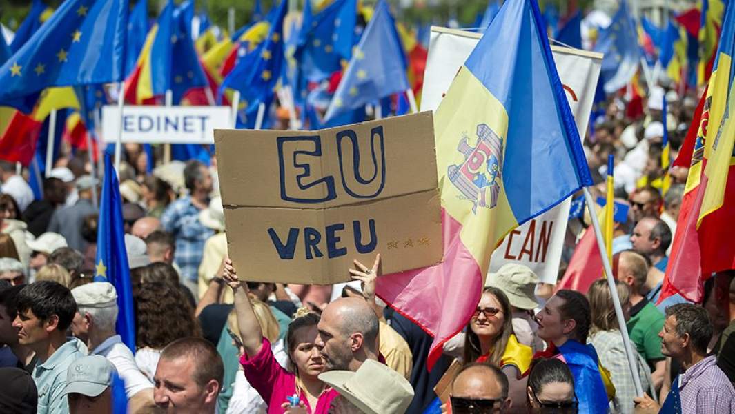 Митинг в поддержку европейской интеграции в Кишиневе