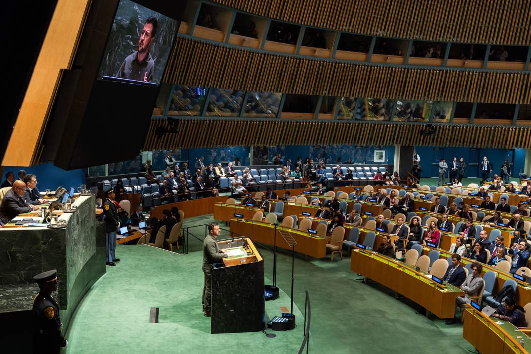 Президент Украины Владимир Зеленский выступает с речью на 78-й сессии Генеральной Ассамблеи ООН 
