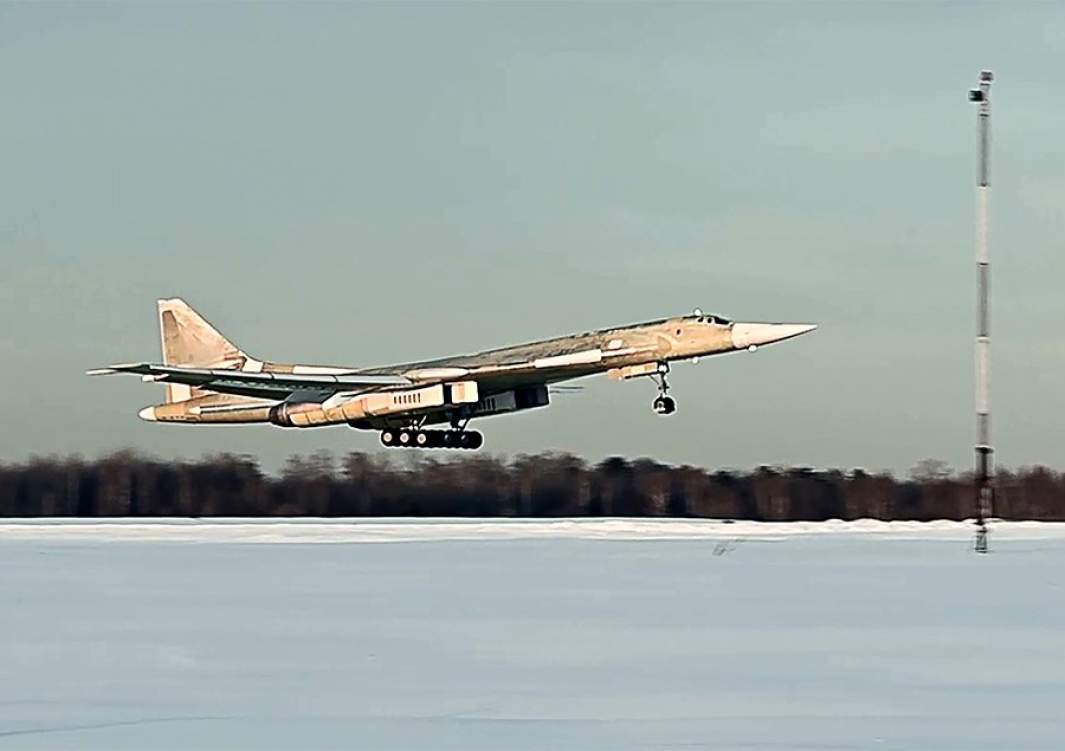 Первый полет усовершенствованного стратегического ракетоносца Ту-160М