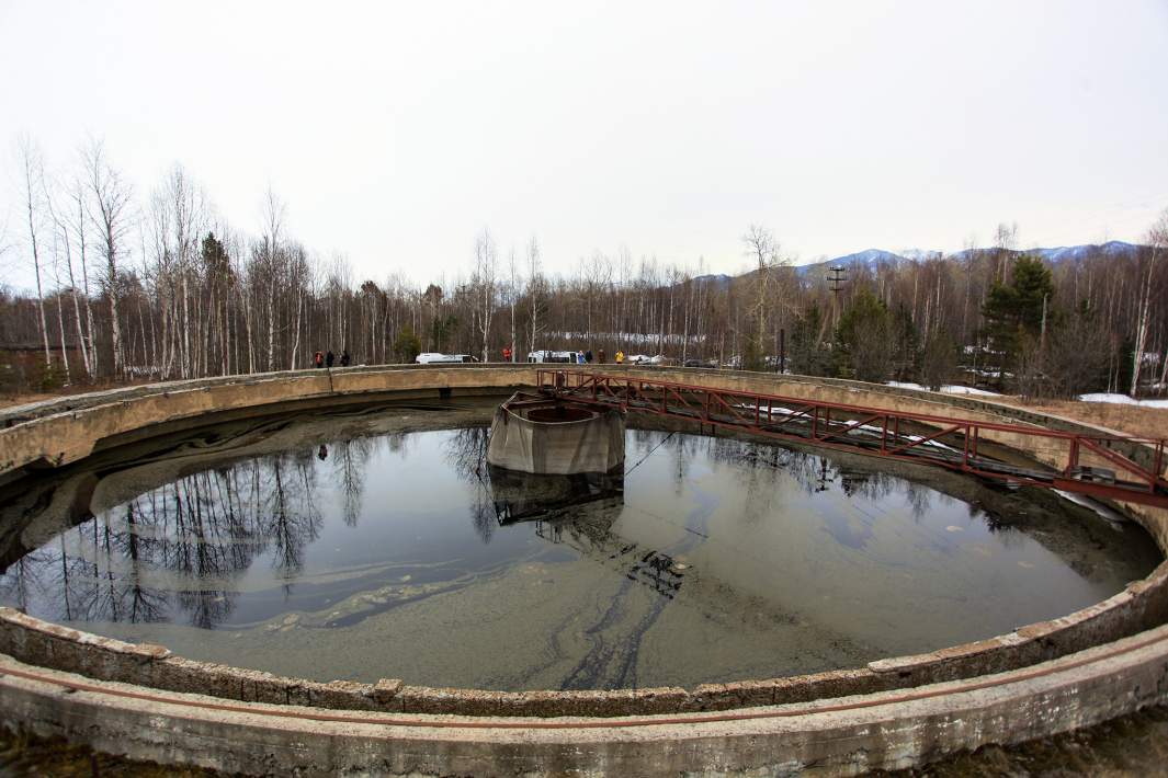 Аэротенки для очистки сточных вод на бывшем Байкальском целлюлозно-бумажном комбинате в Иркутской области