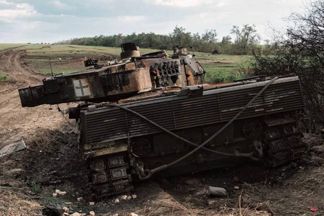 Уничтоженный на Запорожском направлении танк Leopard подразделений ВСУ