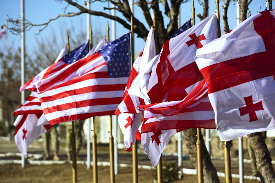 Флаги Грузии и США