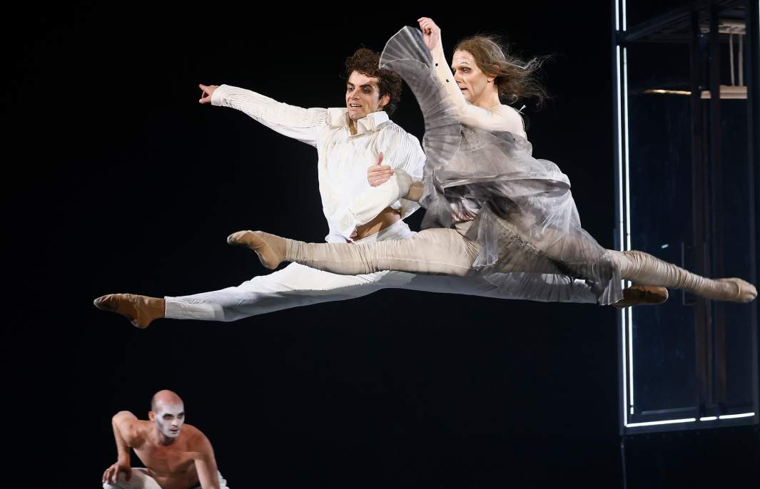 сцена из спектакля «Пиковая дама»