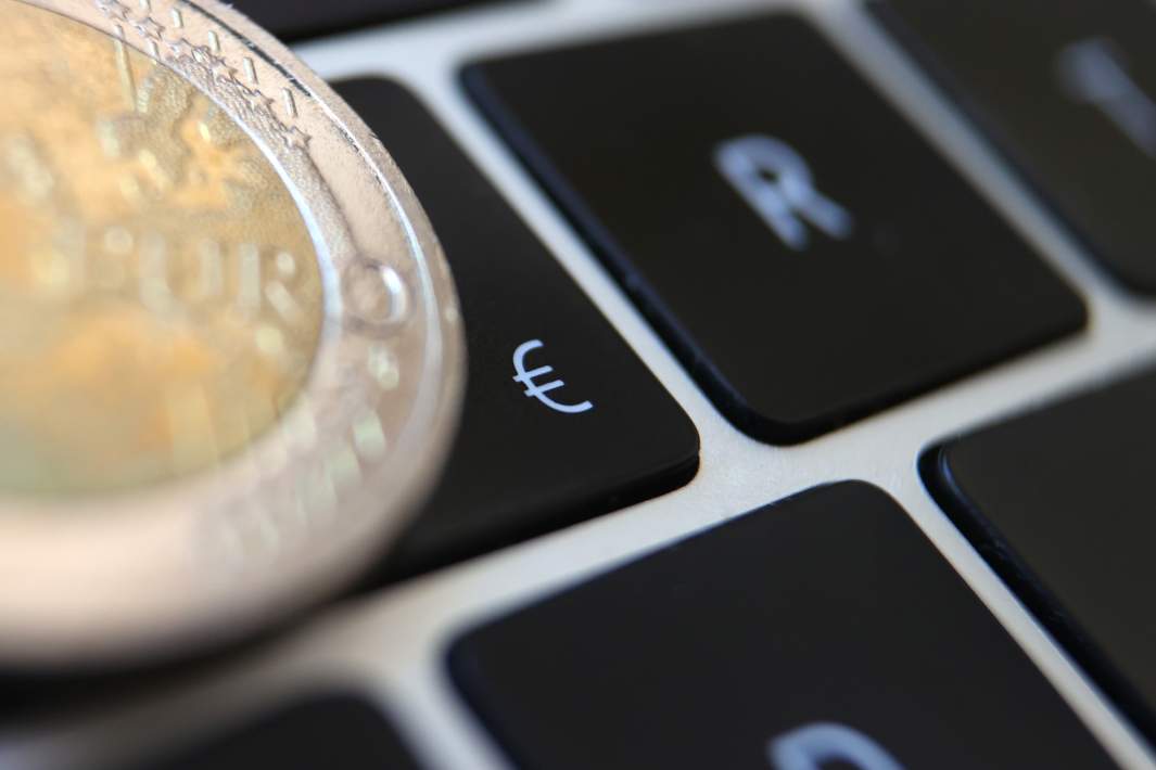 клавиатура деньги