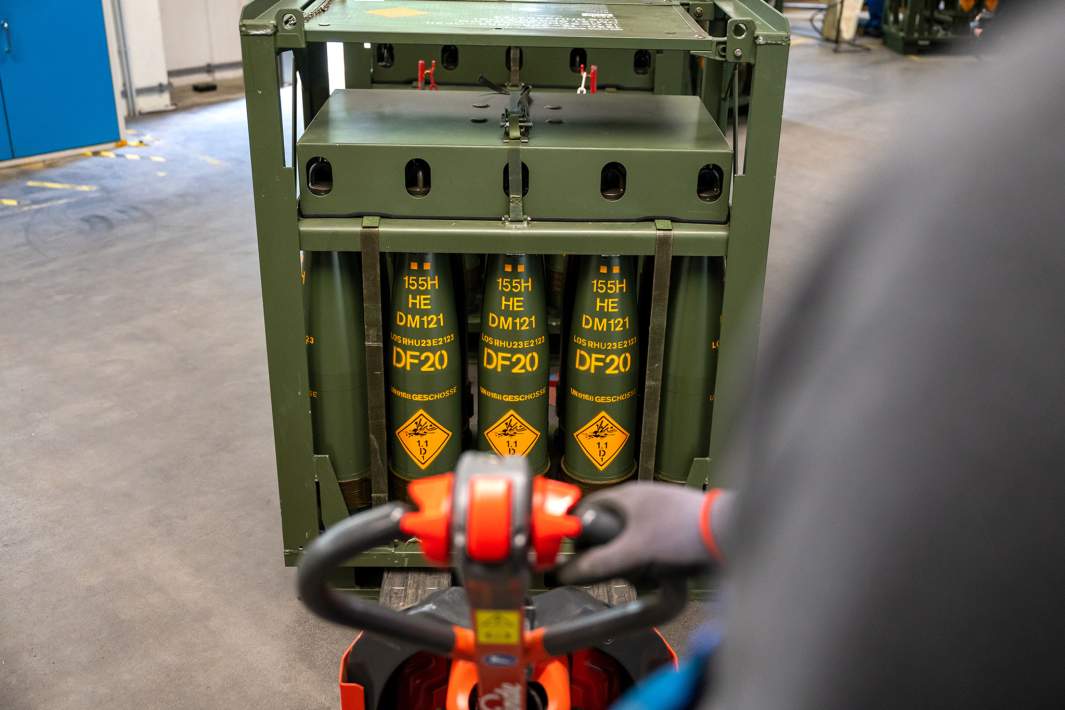155-миллиметровые артиллерийские снаряды натовского образца