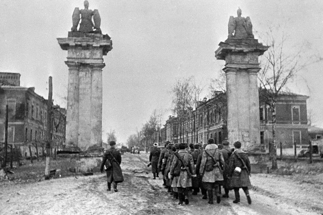 советские войска вошли в Гатчину