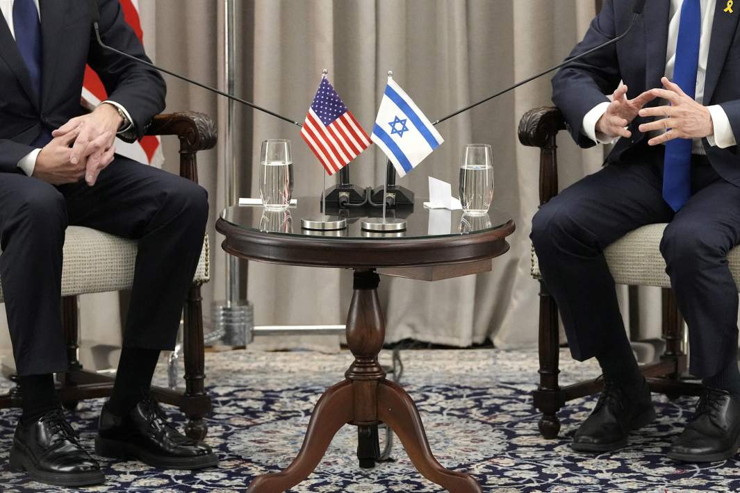 Флаги Израиля и США