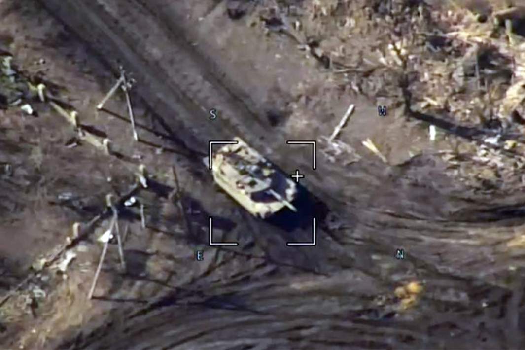 Кадр уничтожения американского танка Abrams в зоне СВО