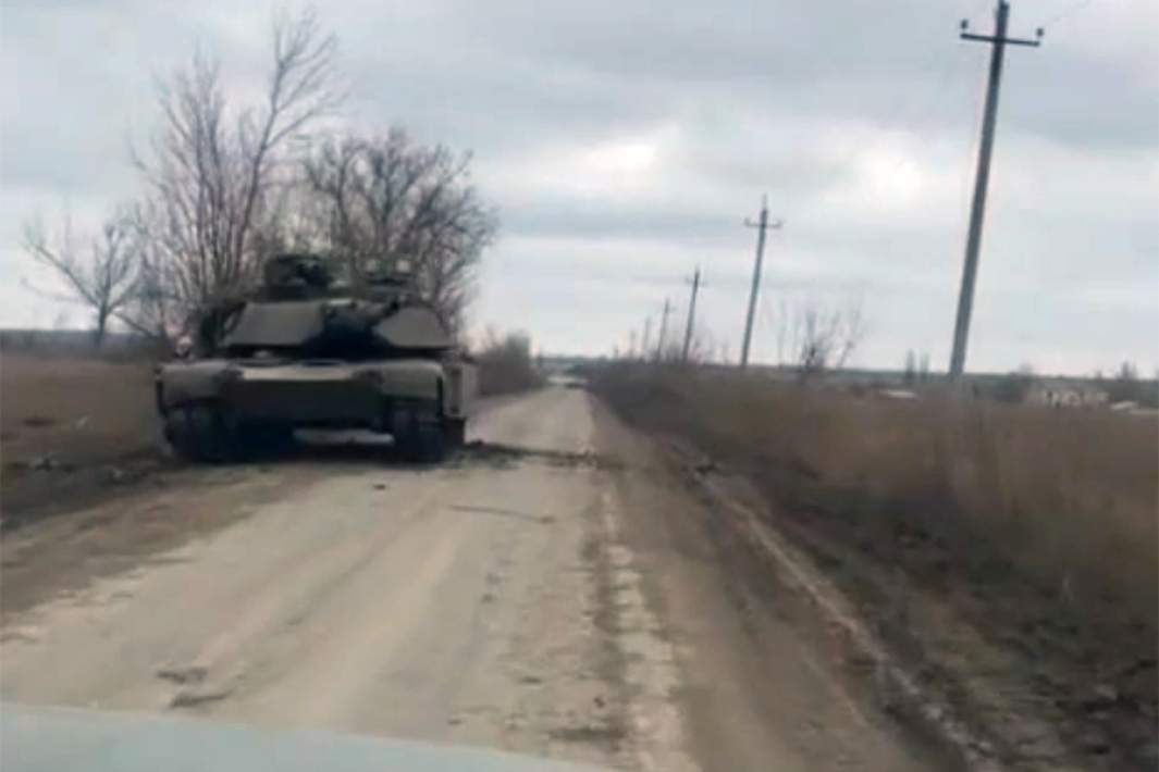 Американский танк M1A1SA Abrams на авдеевском направлении