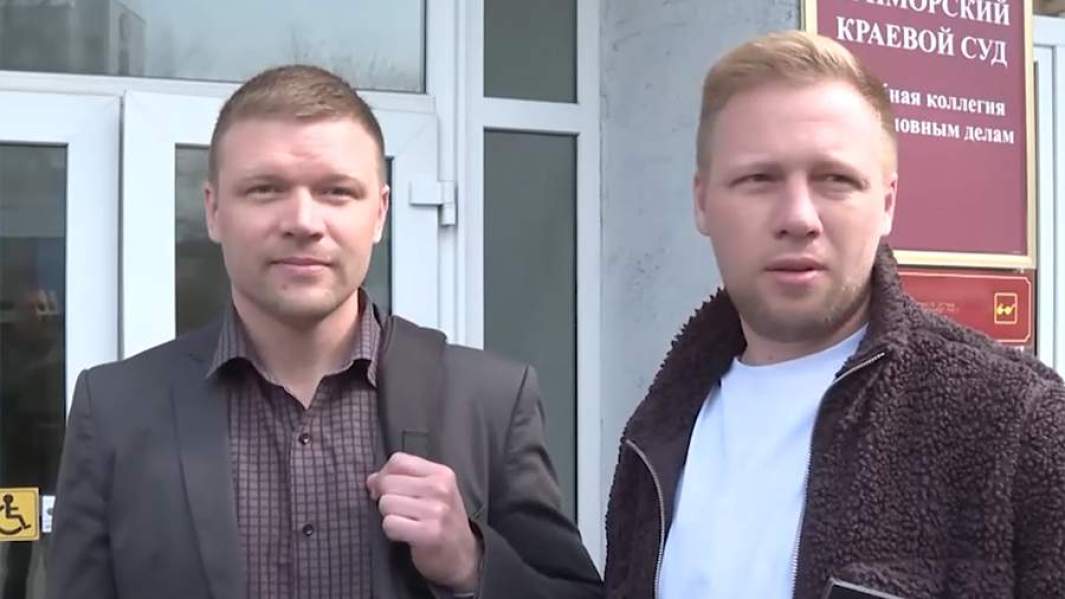 Сыновья убитого предпринимателя Валерия Пхиденко 