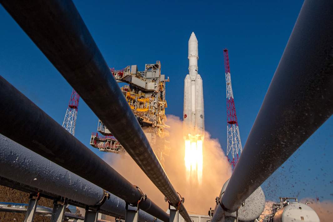 Запуск первой летной ракеты космического назначения «Ангара-А5» с разгонным блоком «Орион» с космодрома Восточный. 11 апреля 2024 года