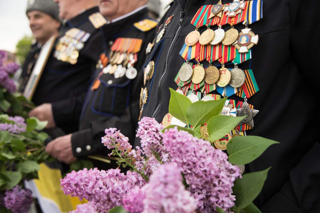 Медали на кителях ветеранов