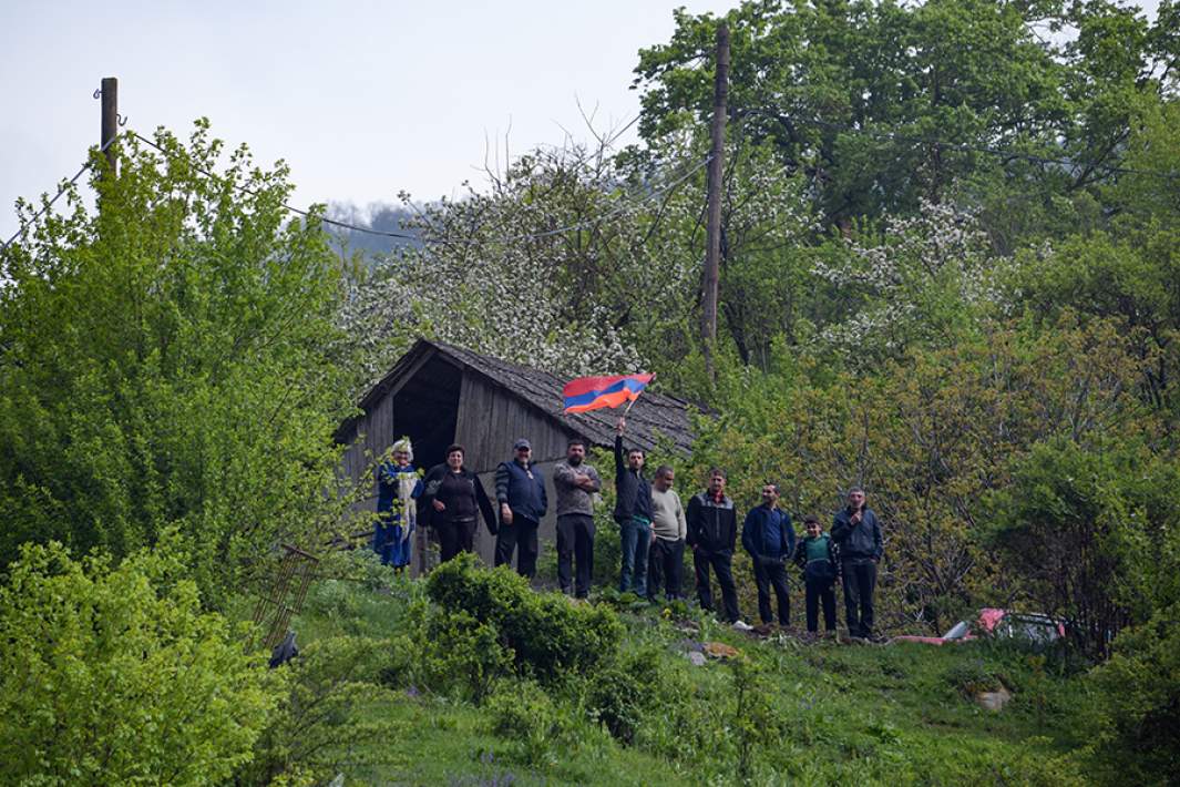 Шествие оппозиционного движения «Тавуш во имя родины» из села Киранц в Ереван