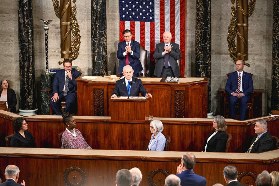 Премьер-министр Израиля Биньямин Нетаньяху выступает на заседании Конгресса в Капитолии США в Вашингтоне. 24 июля 2024 года