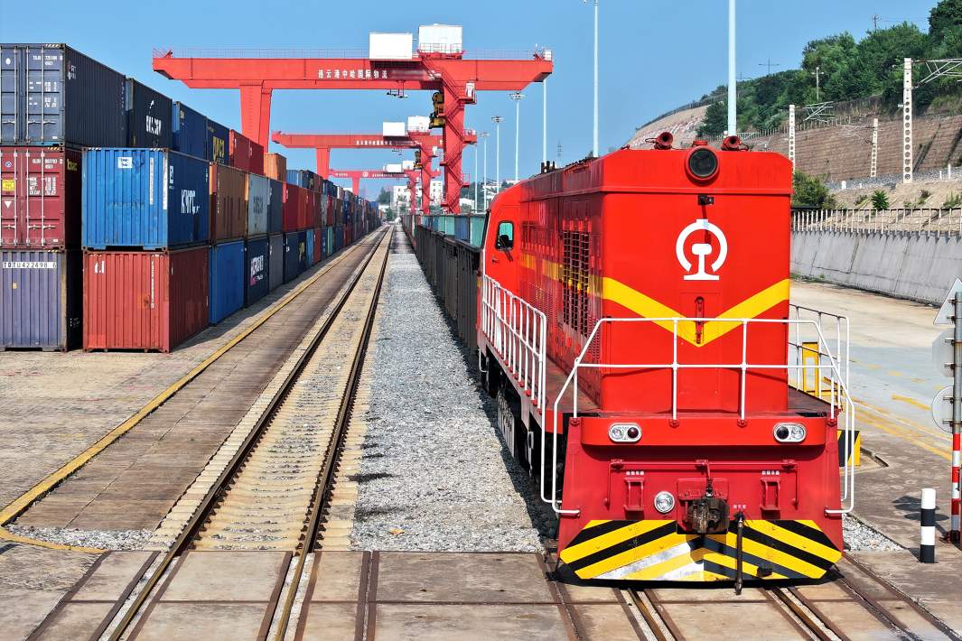 Поезд контейнеры Китай