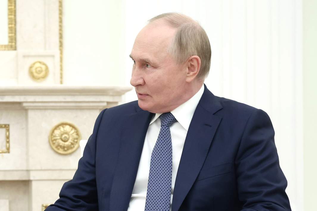 Президент РФ Владимир Путин во время встречи с президентом Сирии Башаром Асадом