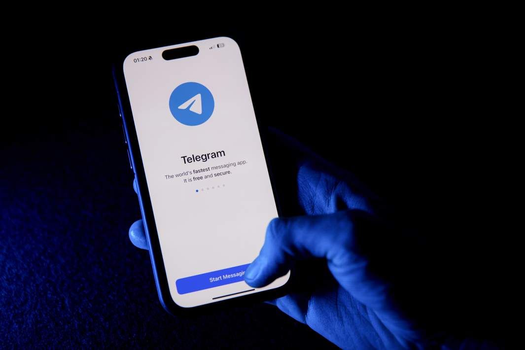 Приложение Telegram на смартфоне