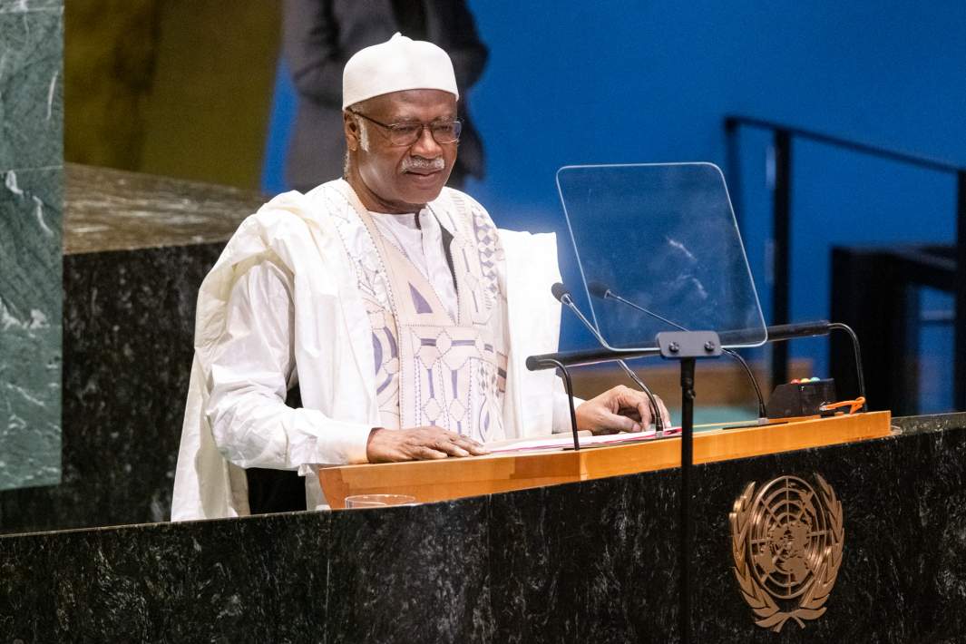 Филемон Янг