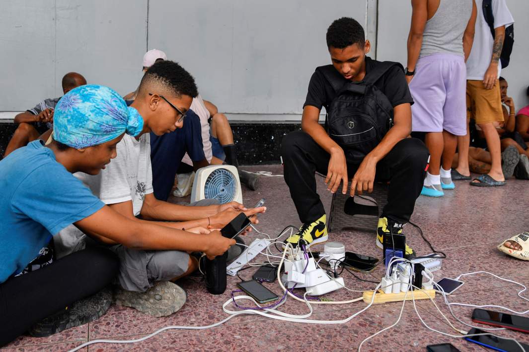 Кубинская энергосистема вышла из строя