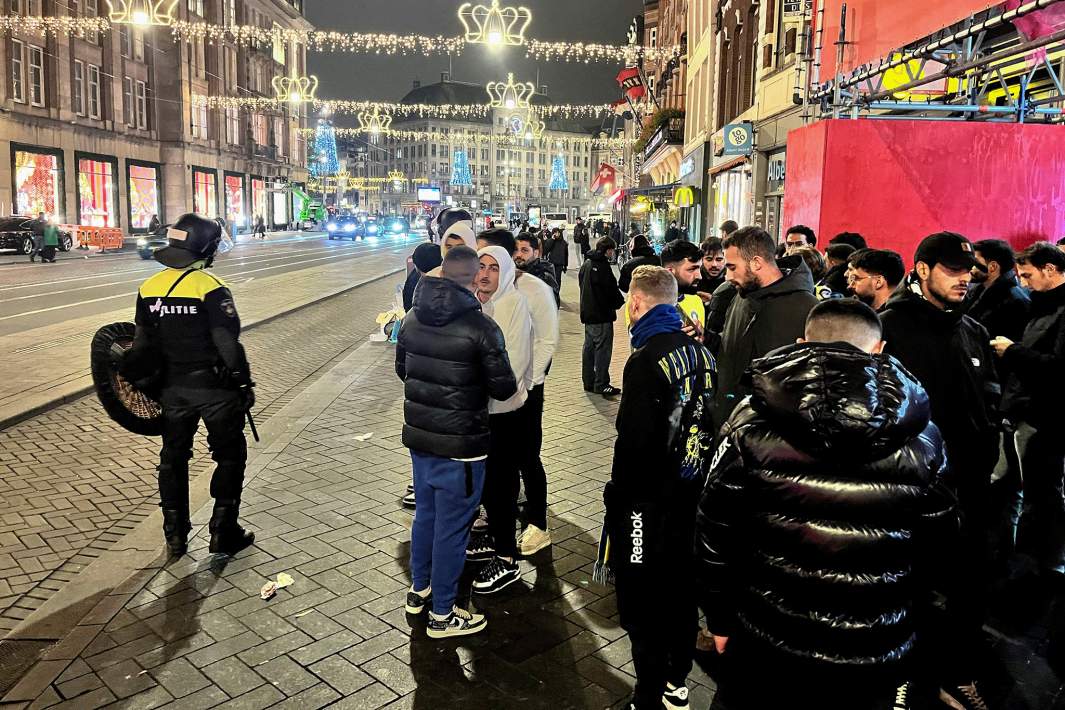 нападение на израильтян в амстердаме до и после футбольного матча