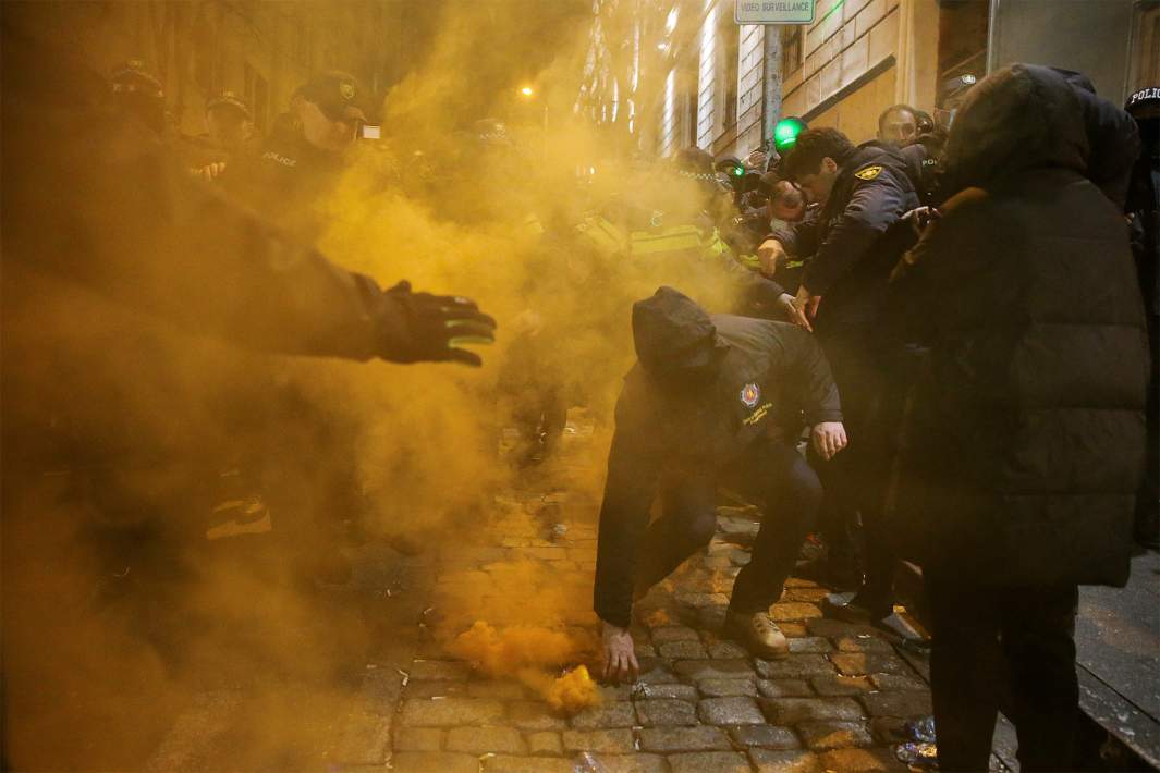 протесты