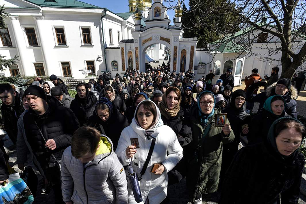 Акция протеста на территории Киево-Печерской лавры. 30 марта 2023 года