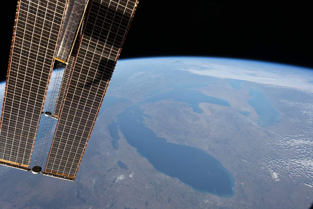 вид земли с космоса 