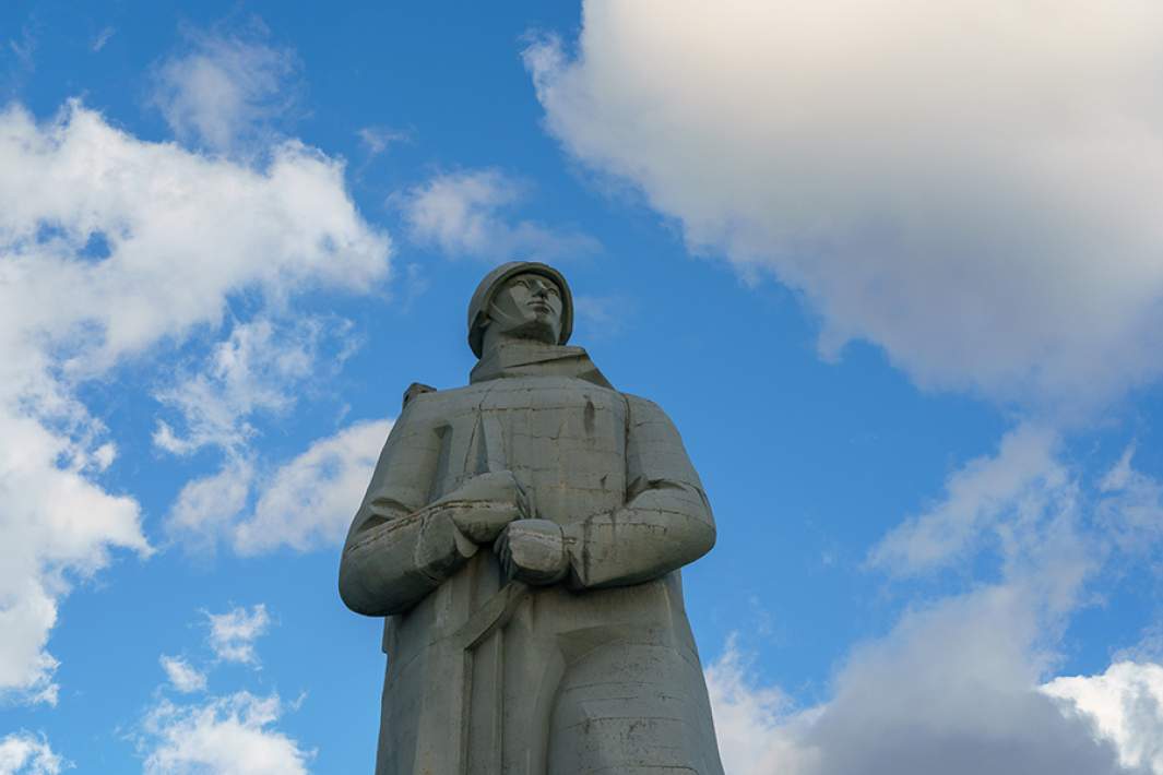 Монумент "Защитникам Советского Заполярья в годы Великой Отечественной войны".