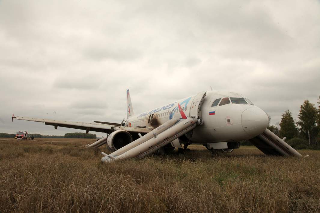 Самолет Airbus A320