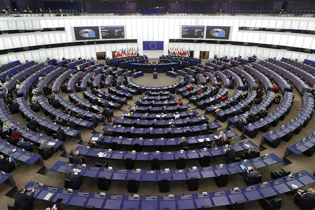 парламент