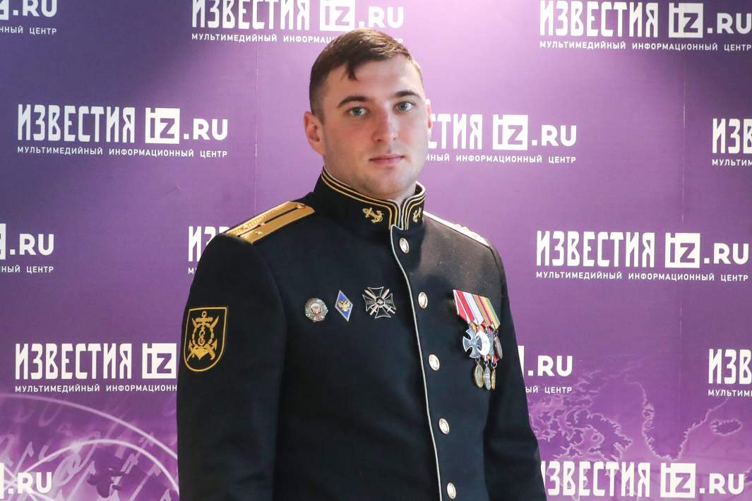 Старший лейтенант Илья Стручков