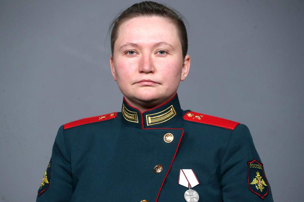 Медицинская сестра медицинской роты Елена Круглова