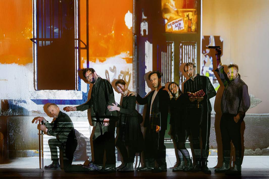 Сцена из спектакля «Дон Кихот»