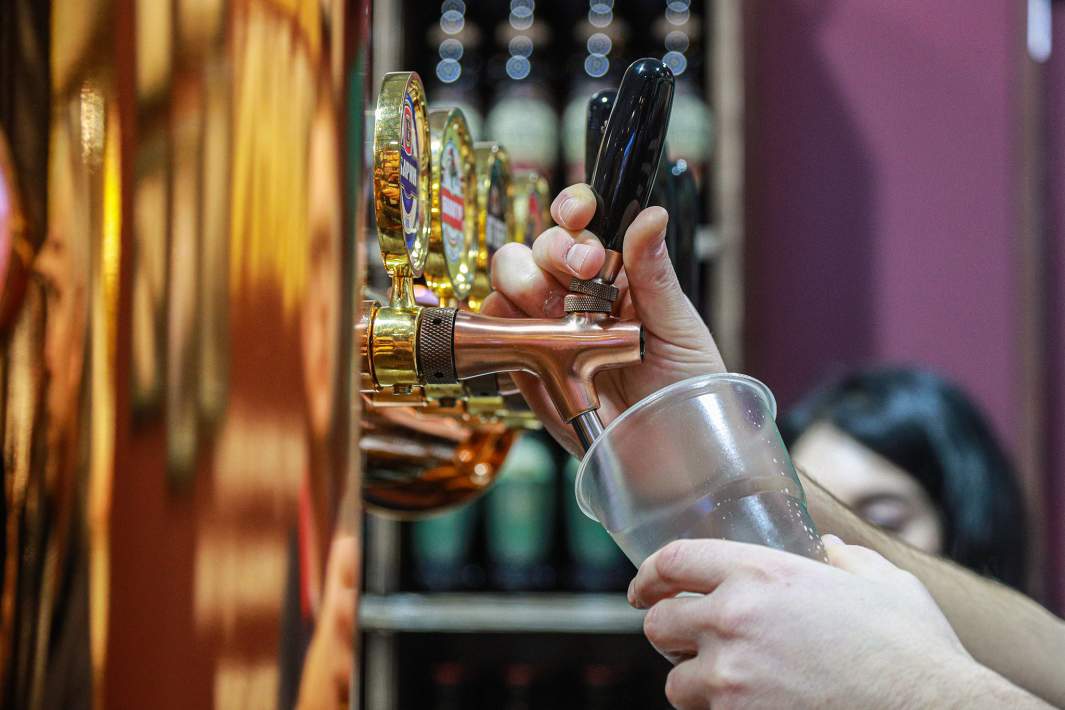 разлив алкоголя