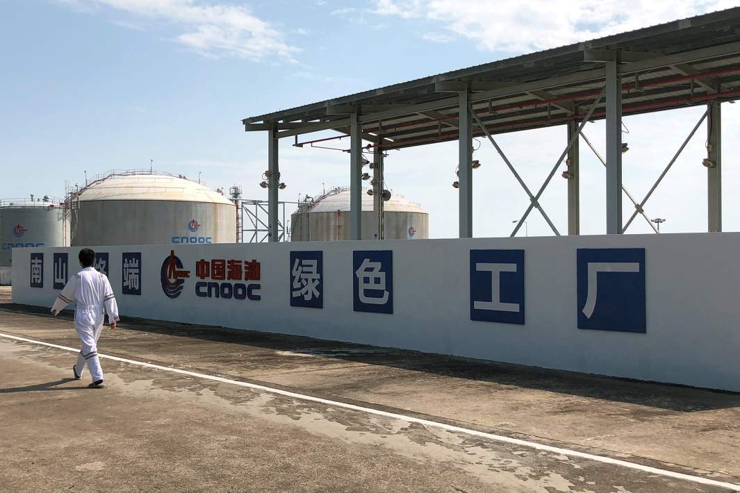 Газохранилище в порту Китая