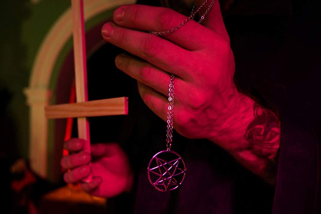 Оккультист