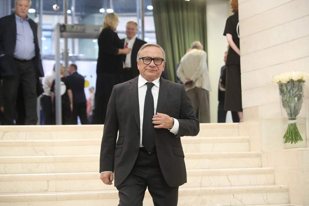 Игорь Угольников