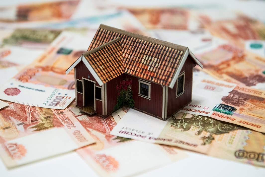 Картонный домик