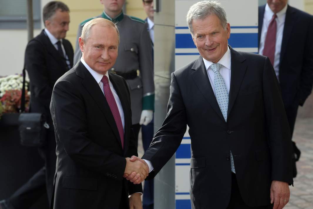 21 августа 2019. Президент РФ Владимир Путин и президент Финляндской Республики Саули Ниинистё во время встречи у президентского дворца в Хельсинки.