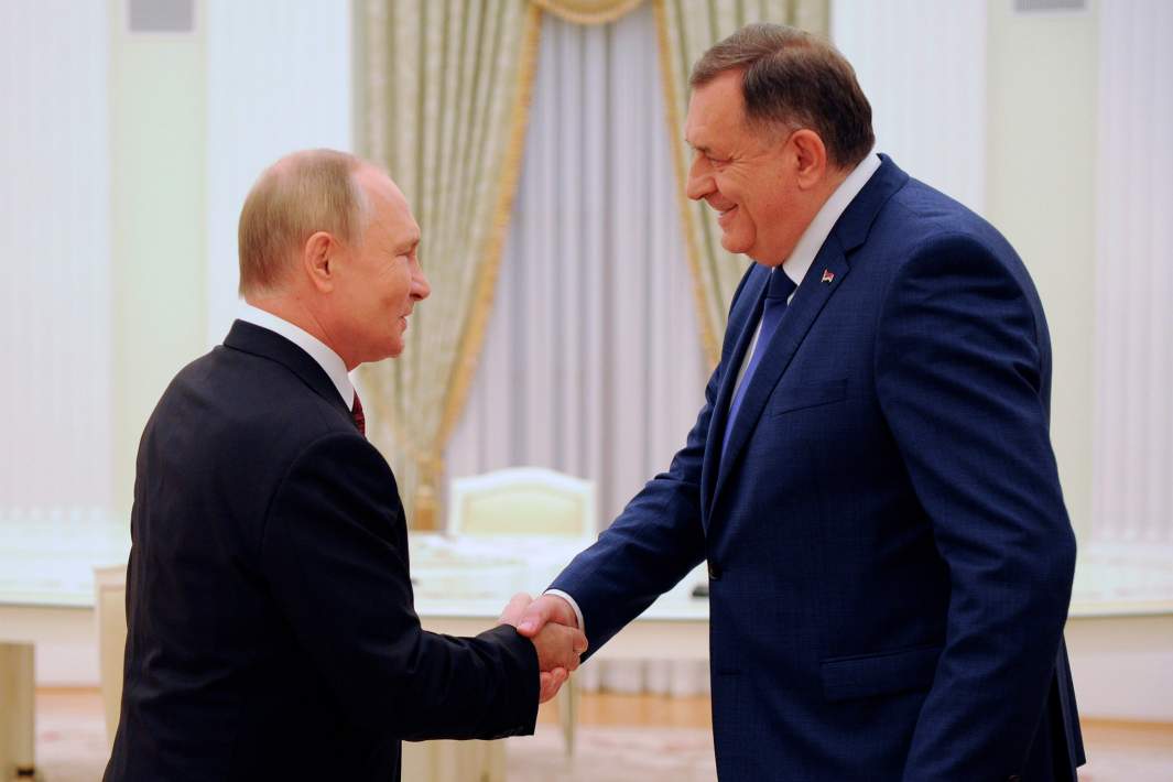 Путин и Додик