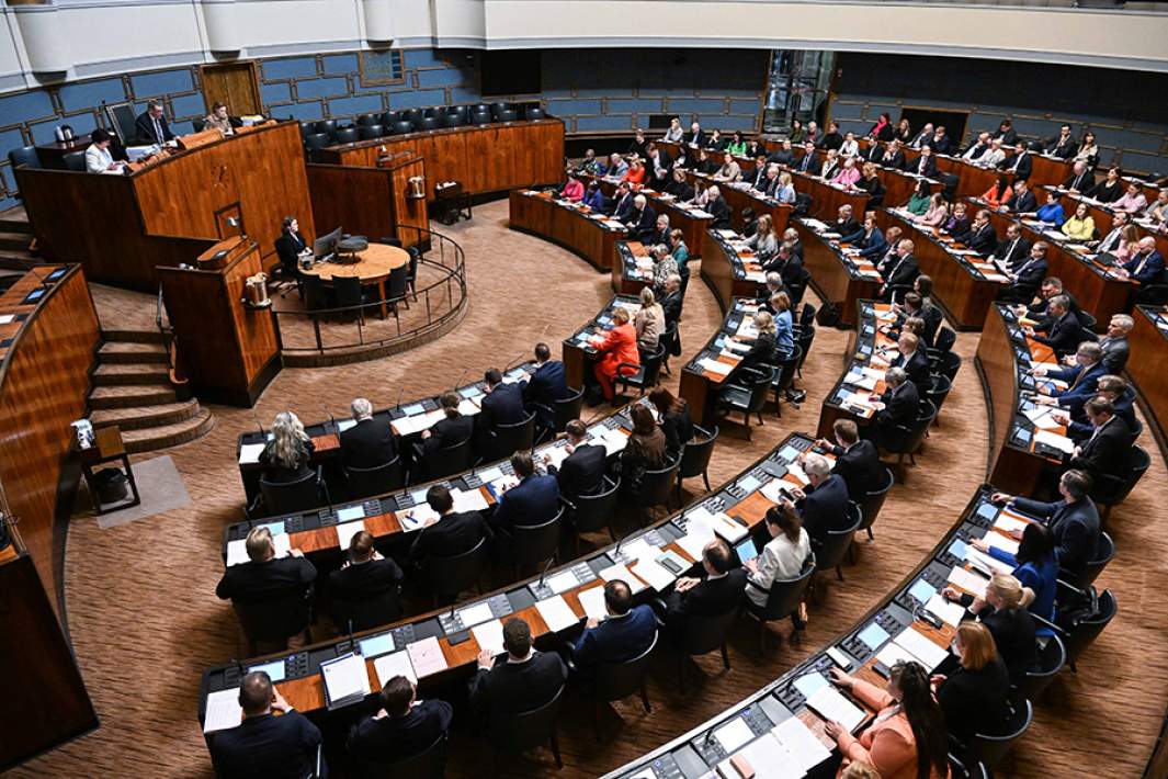 Парламент