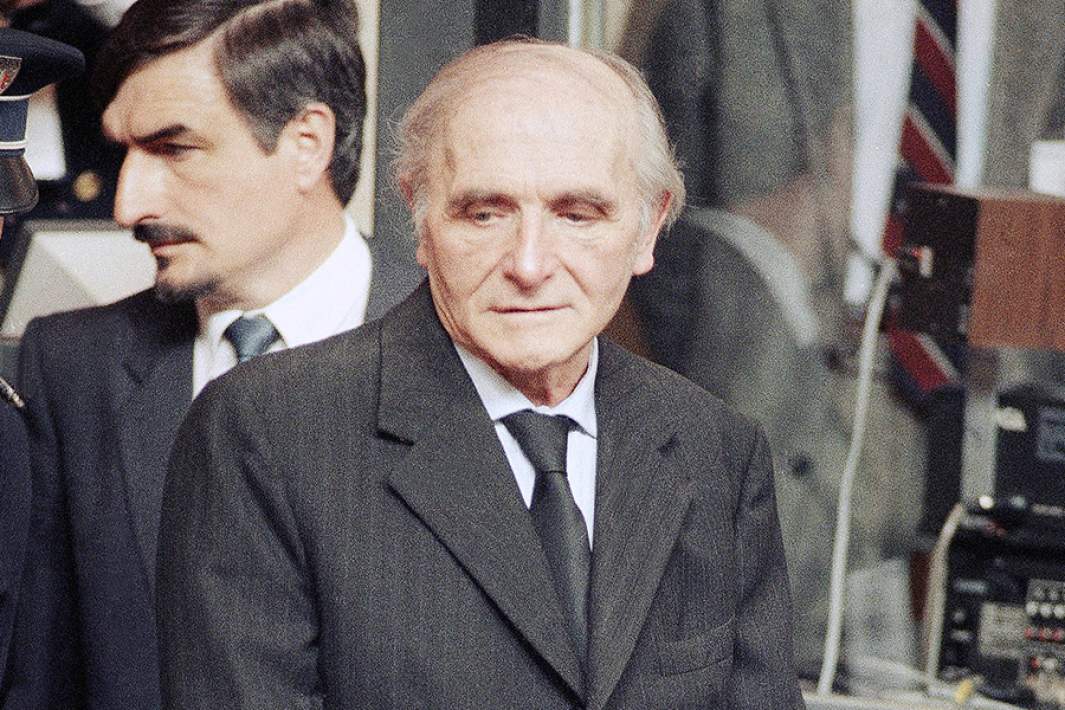 Клаус Барби в зале суда во Франции. 1987 год