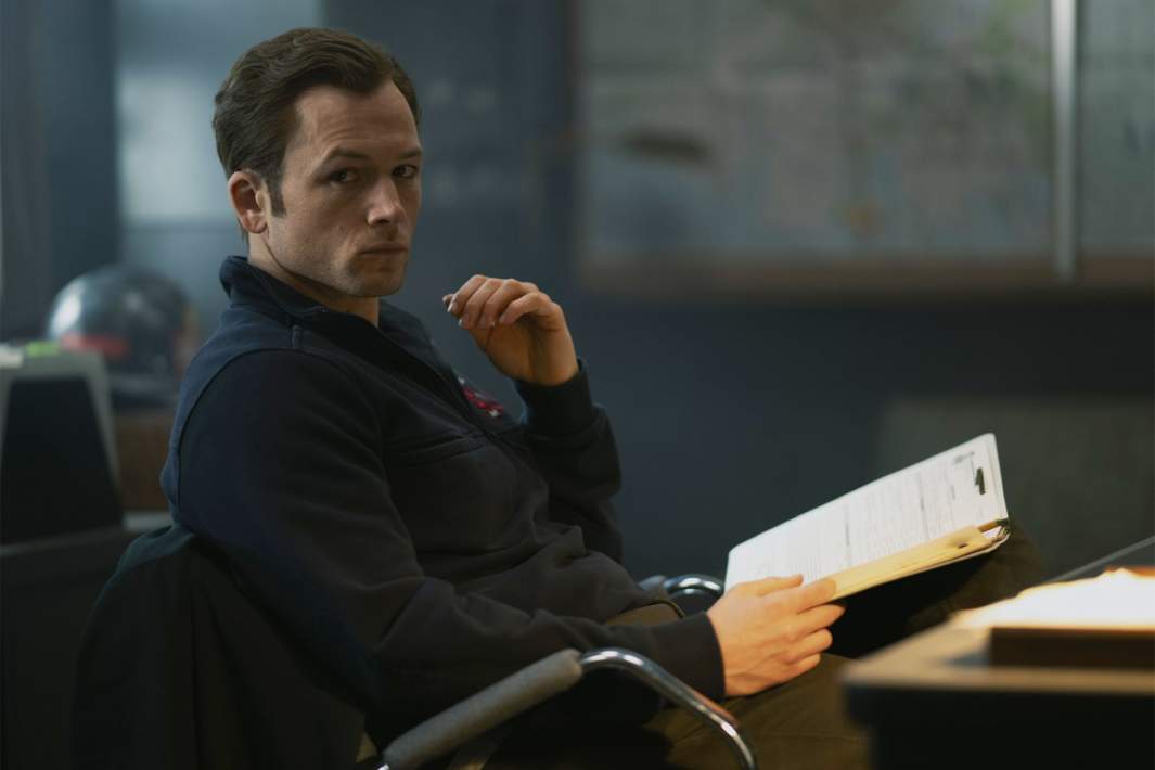 Кадр из сериала «Дым»