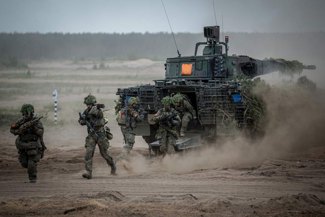 Учения Steadfast Defender 2024