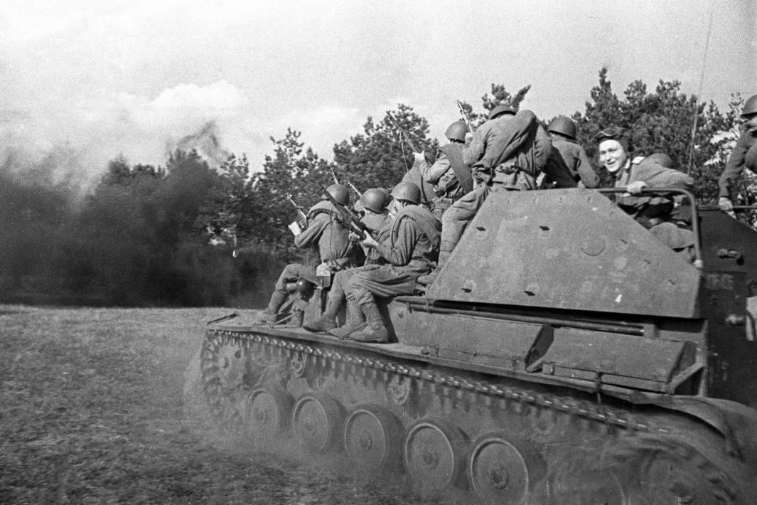 САУ