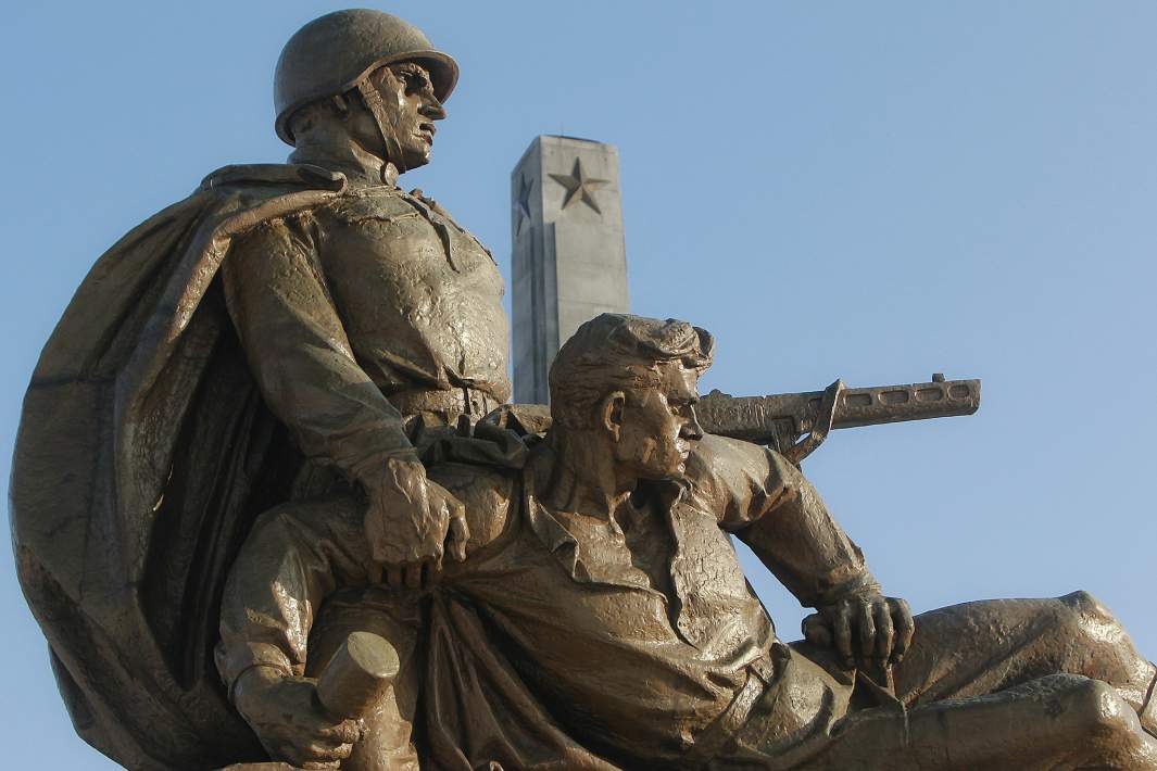 памятник