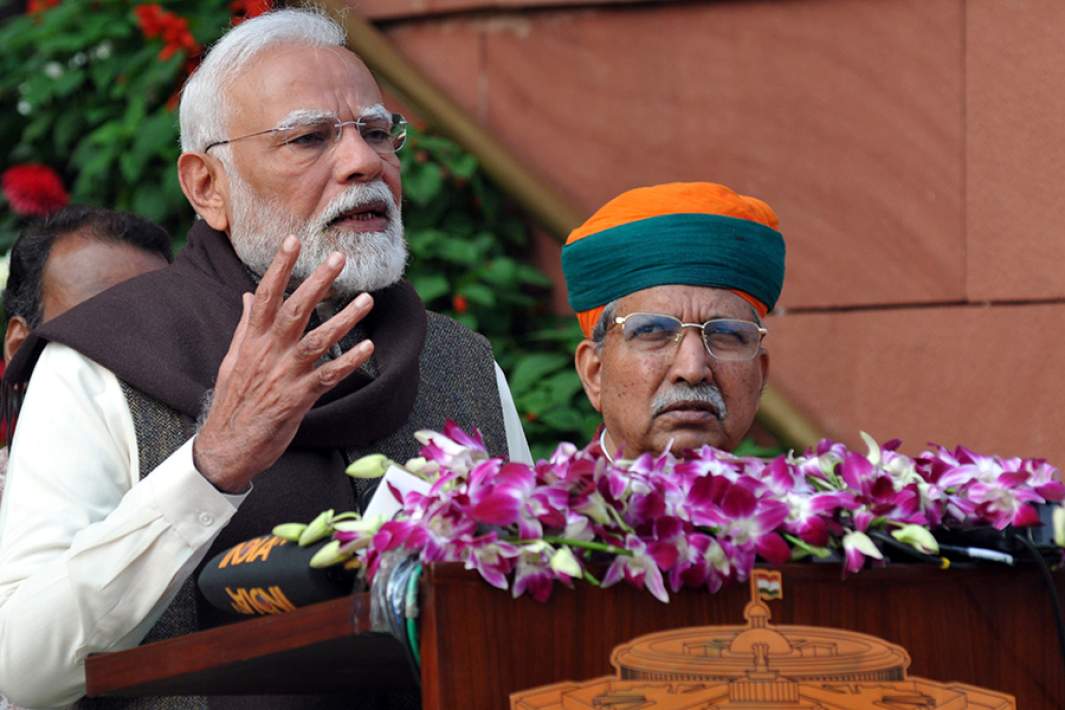 Премьер-министр Индии Нарендра Моди выступил с речью в парламенте